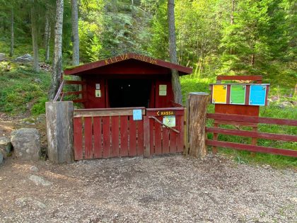 Entrén ner till Kleva gruva